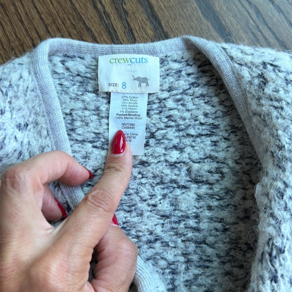 Crew cuts skirt and sweater - Picture 4 of 5